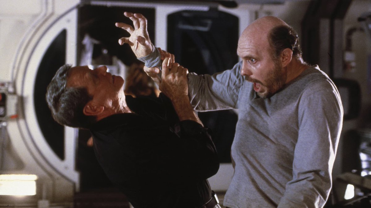 PhillyFilmFan's tweet photo. 429) LEVIATHAN (1989). You take ALIEN, add in a little bit of THE THING, set it all underwater—that's a recipe for success! #365Movies #ExhumedFilms https://t.co/tq5pIZ2F1i