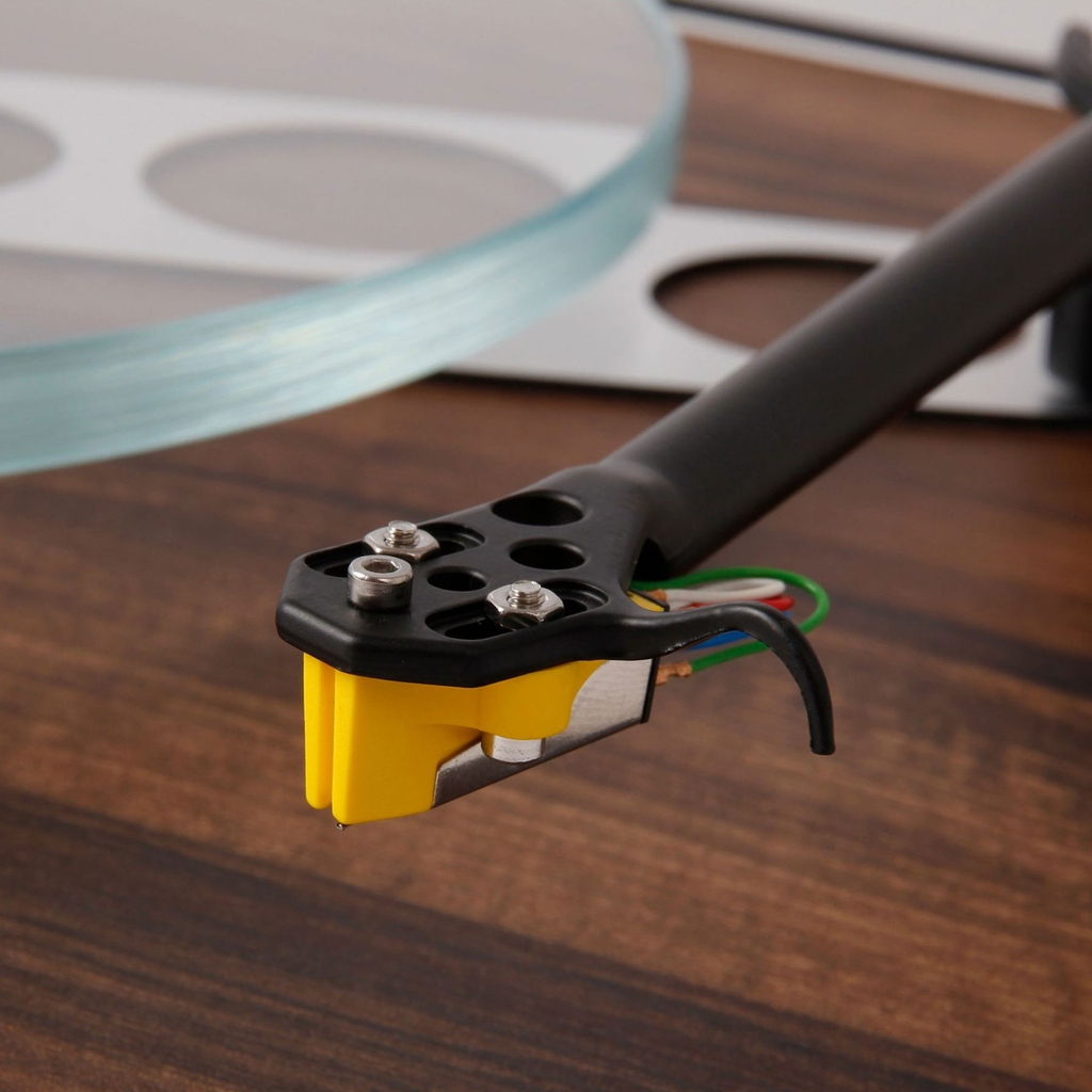 TurntableLab's tweet photo. Rega / Planar 3 - 50th Anniversary Edition
↘ limited restock! special edition walnut finish w/ Exact 2 MM cartridge, Neo MK2 PSU external speed control + beautiful float glass platter 🙌
⫸ https://t.co/18Q7LutrKE
@RegaResearch #ttlhifi #rega #regaplanar3 #hifi #rega50 https://t.co/zDXrtnGvHY