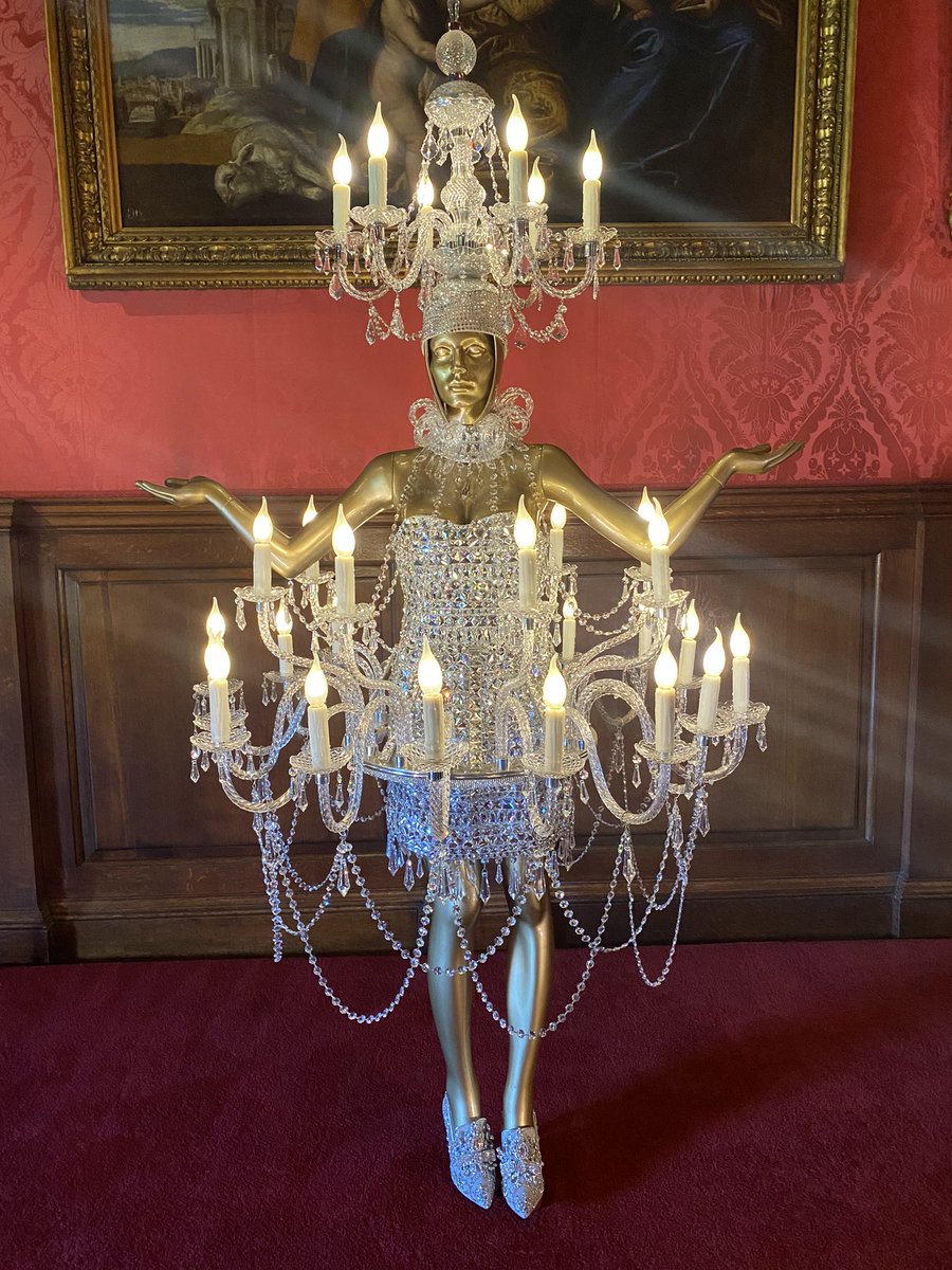 Utterly LOVED Crown to Couture at #kensingtonpalace <a href="/HRP_palaces/">Historic Royal Palaces</a> brilliantly curated and created exhibition of the power, design, politics, staging &amp; construction of fashion &amp; party dress. Extraordinary heritage &amp; contemporary loans from Queen Caroline to Beyoncé and Billy Porter