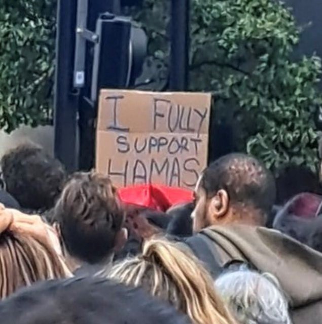 Metropolitan Police tweet media