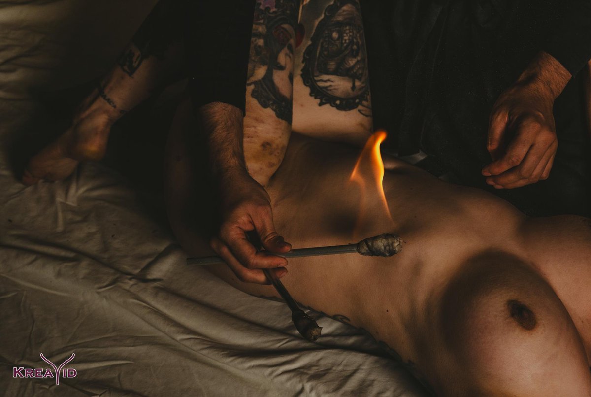 Krea_Vid's tweet photo. #bodypositivitymovement #bodypositvity #erotic #nicebody #nicegirl #sexpositivity #eroticshooting #sm #bdsmِ #OrgsmDay #erotik #erotic #Foto
@njeastman
@SignoreForest
@Manuela03087652
@ARTPICTURESHOW9 https://t.co/qGJ96vsZgz