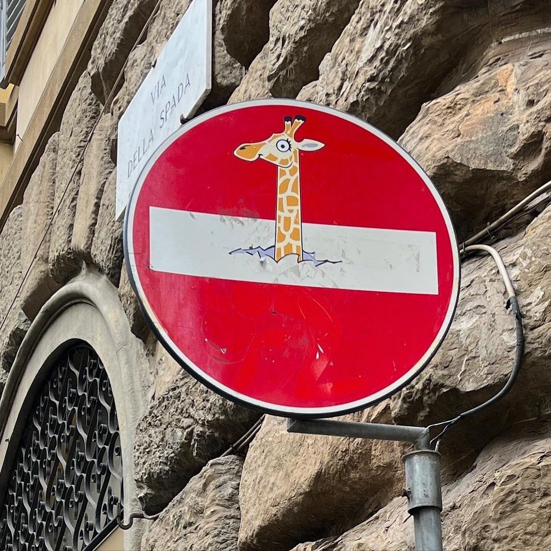 streetart_cz's tweet photo. #StreetArtCzechia on tour 🌍
Firenze 🇮🇹 1/3
Work by @CletAbraham
📸 27-30.12.2023.
📍 Spotted here and there in Florence
#cletabraham #clet #streetart #streetarteverywhere #urbanart #streetarteveryday #streetartflorence #streetartfirenze #florence #firenze #streetartitaly https://t.co/cKGmrynKZE