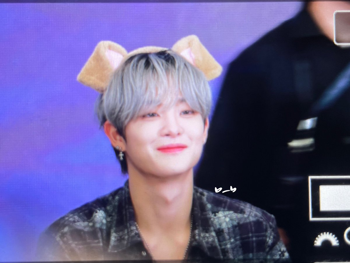 314bbyong's tweet photo. 231022 UNIPAZ 대면

#TREASURE  #트레저 #JIHOON #지훈 https://t.co/lDddEEeqCT