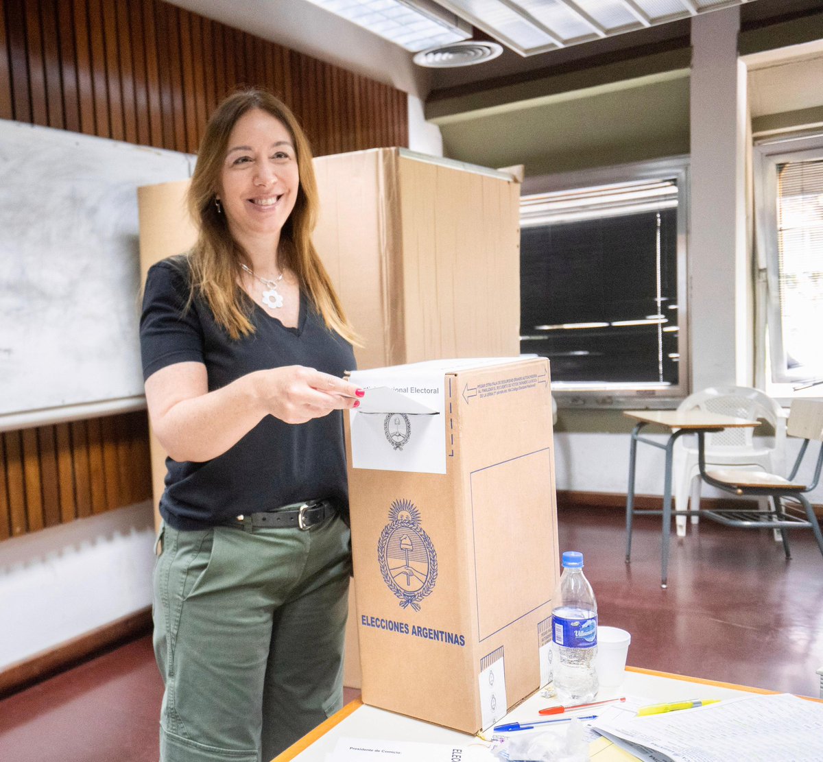 mariuvidal's tweet photo. La oportunidad es histórica y cada voto cuenta. No te quedes en casa, no permitas que otros elijan por vos.

#EsAhora y es para siempre, juntos 🇦🇷 https://t.co/9jZmYFGRhW