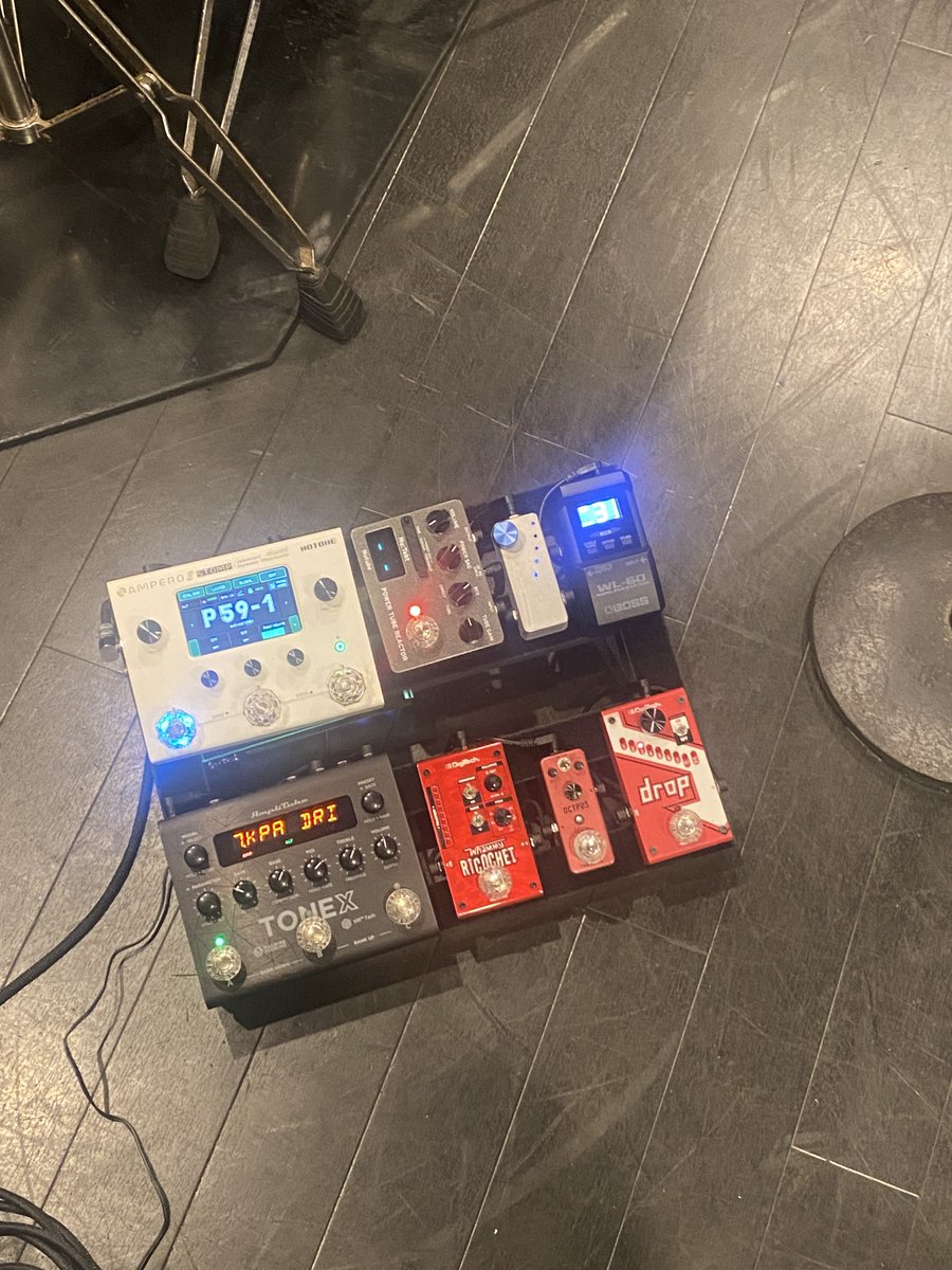 akcGuitar's tweet photo. 本日11月対策
テツンバリ氏@tndnlove  のドラム初合わせであまりにもメタルグルーヴ凄すぎ、メンバー全員オタクスマイルからのおめでとう拍手に包まれました(本当に)
これからがめちゃ楽しみ🔥🤘🏻 https://t.co/fGLDCJIQYF