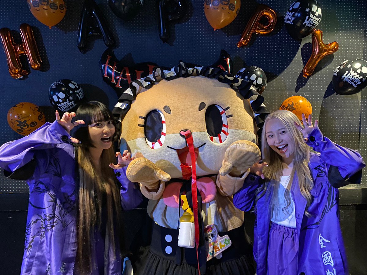 chiitankiss's tweet photo. 今日は、レーベルメイトのS.I.Sさんのイベントにお邪魔して来ました!!
オープニングアクトをしっかりと務めて来ました😃 https://t.co/wrlqqWsKgN