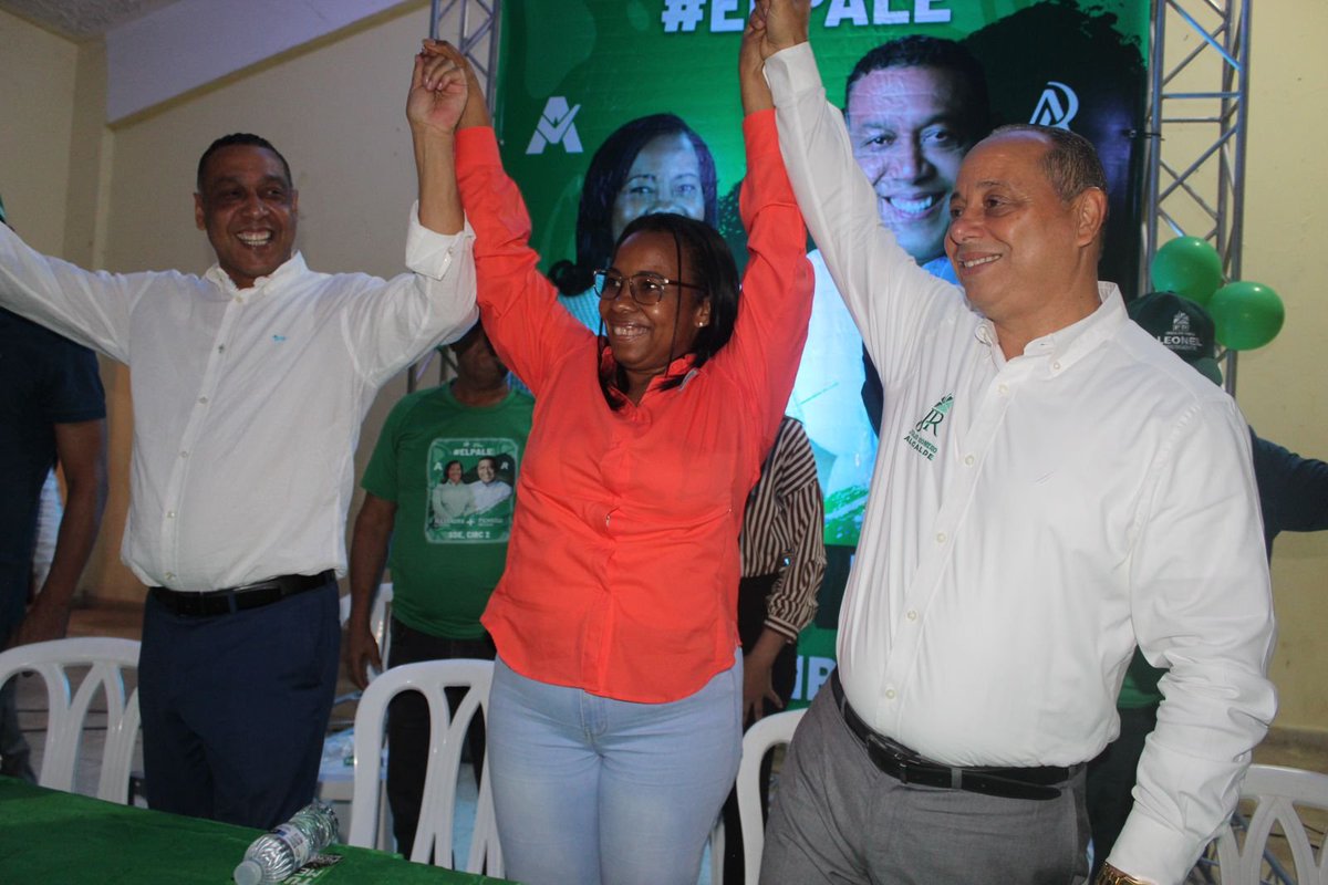 wallynet3's tweet photo. En un emocionante acto de apoyo a la candidatura a Diputada de @AlexandrapenaRD el Dirigente Alfredo Pichardo y su equipo llenaron el Club Pidoca de simpatizantes comprometidos con el Proyecto #AlexandraDiputada #FuerzaDelPueblo #ElPale #AlexandraContigoSiempre #FPComunica https://t.co/7gANZoprLI