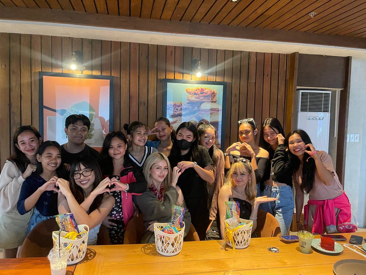 Part 2 meron pa with bang pose and  heart heart!!

G22 at MasskaraFestival
#G22 #G22atMasskaraFest
#MasskaraFestival2023