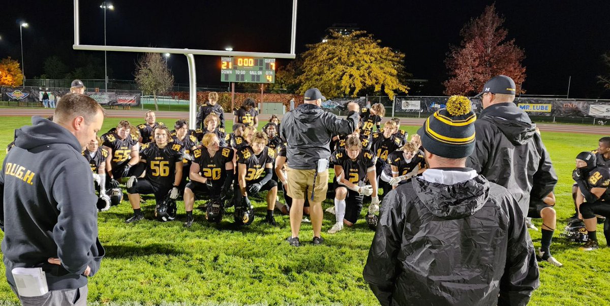 KSSowlsFootball's tweet photo. Homecoming 2023 #goowls #tough #findtheedge #homecoming @BCHSFB https://t.co/48jsw3qNjS