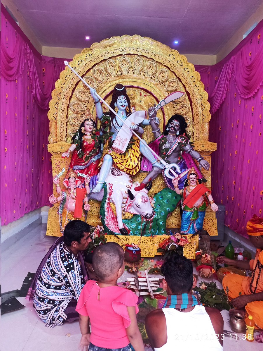 VDsalipur's tweet photo. ୮୮ବର୍ଷ ର ପ୍ରାଣୀ ଚିକିତ୍ସାଳୟ ସାଲେପୁର ରେ ଶାରଦୀୟ ହରଗୌରୀ ପୂଜା ୨୦୨୩.🙏🙏🙏🙏 https://t.co/mbMCJE7xbo