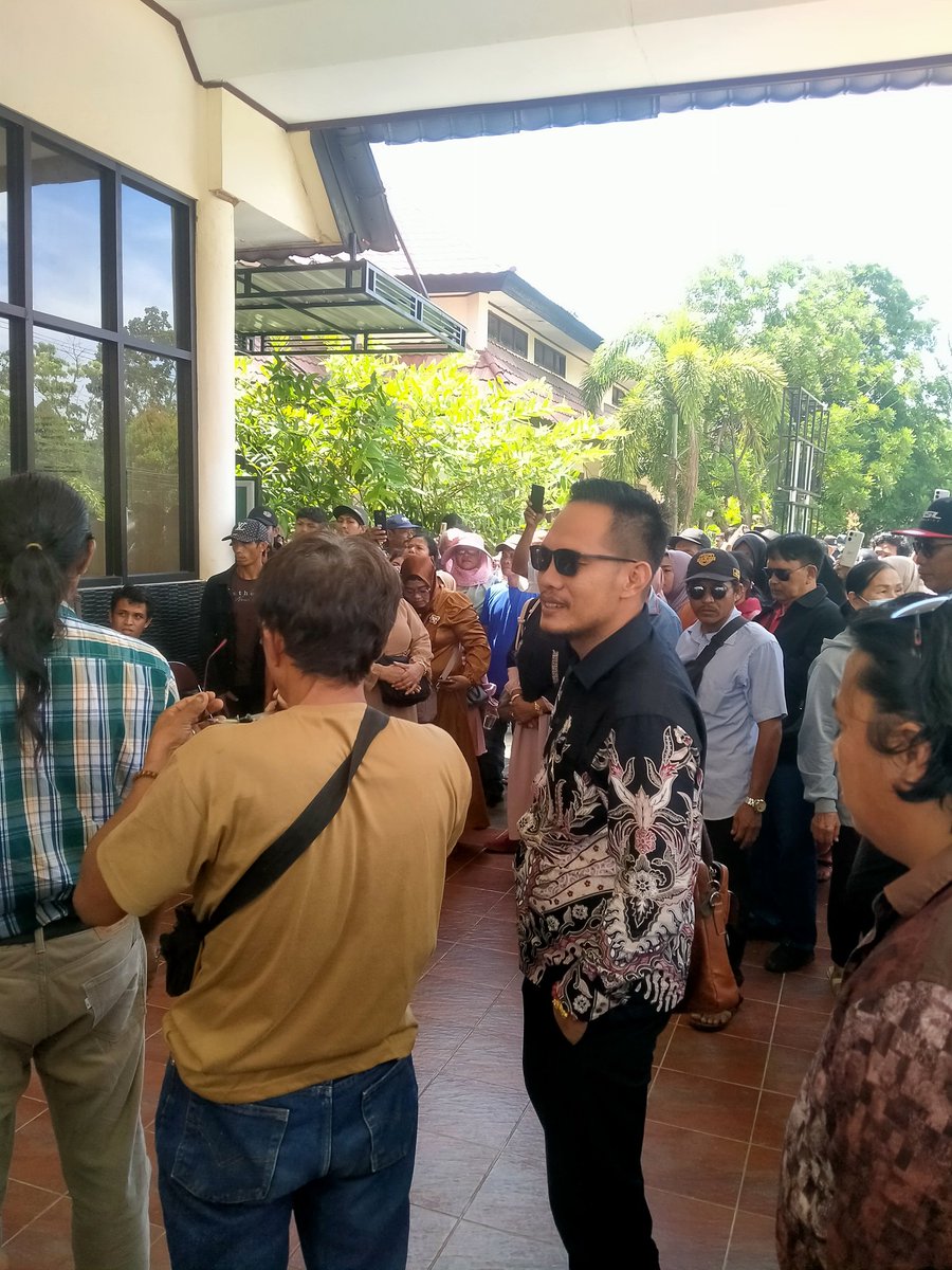 albert_andris's tweet photo. Kalau kata Bung Karno, tahun 2023 ini ‘Vivere Pericoloso’ artinya tahun yang menyerempet bahaya. Tahun di mana bangsa kita diuji persaudaraan dan rasa kebangsaannya. #PuanMaharani https://t.co/MP52fDpjfz