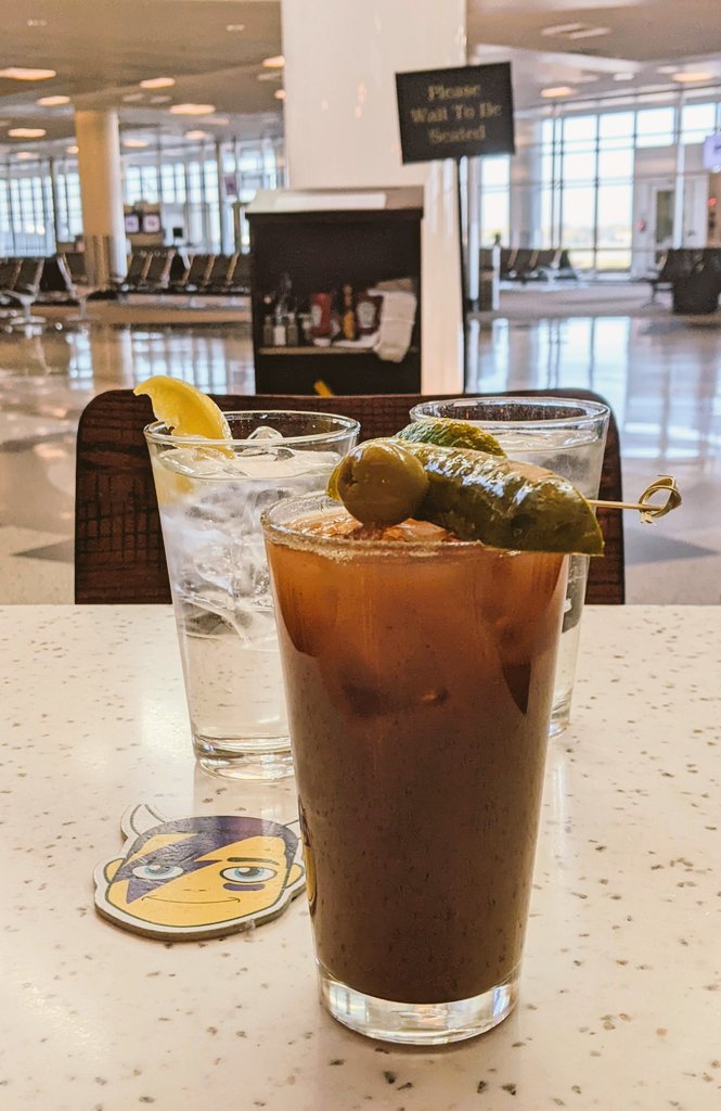 DrunkJonKriesel's tweet image. Miami bound! Gonna watch the Vikings Monday night from the beach ⛱️
#OhGoodForMe