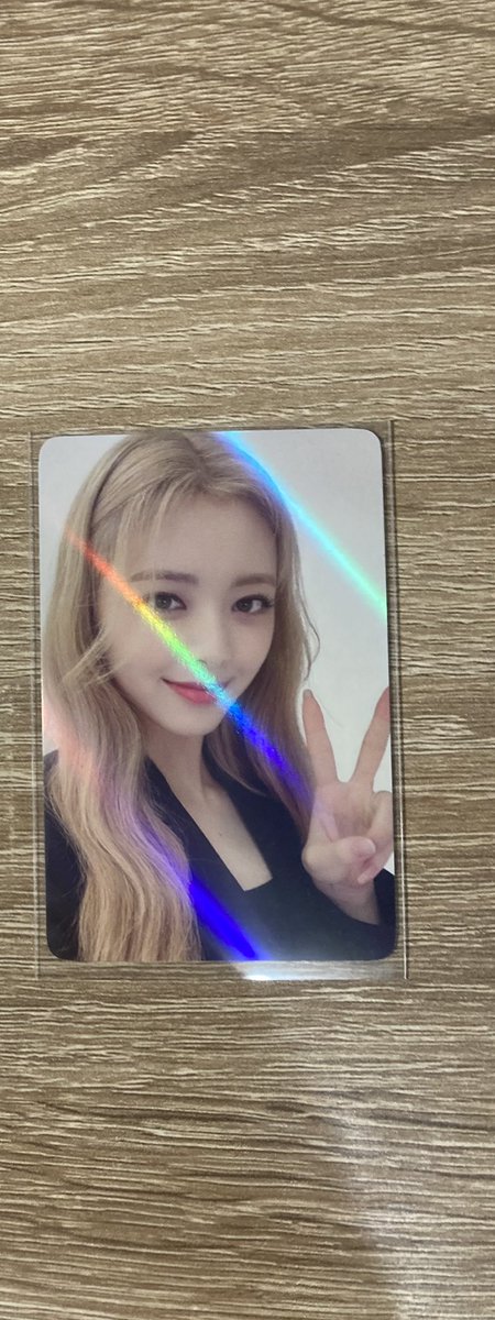 findtosomething's tweet photo. 🌟wts itzy yuna withmuu 
🥦 price 350฿ free shipping
🧁 proof
 
#pasaritzy #ตลาดนัดitzy #ตลาดนัดอิทจี 있지 양도 https://t.co/IgnPlAYgMn