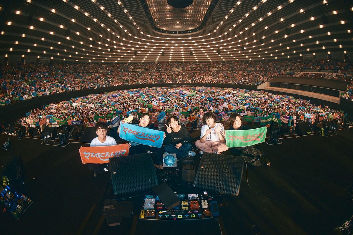 kenken_macaroni's tweet photo. アリーナツアー　大阪公演
二日間ありがとうございました！

今までにないものすごい歓声で沢山パワーを貰ってます🔥
本当に楽しい大阪でした！

ありがとう！

photo by @imdaisukesakai https://t.co/XKtjbNxwG4