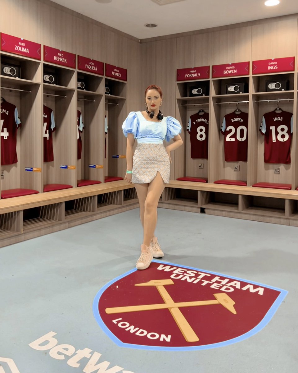 Come on you irons ⚒️⚒️⚒️ @WestHam #coyi #comeonyouirons #westham
