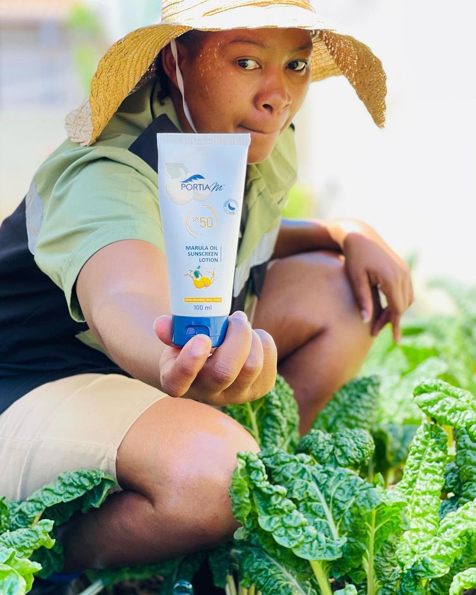 PortiaM_Skin's tweet photo. My happy soul place ♥️ love this water resistant &amp; non-greasy PortiaM SPF 50 Sunscreen lotion 

🛍️🛒 It’s available @Dischem and all  Portia M beauty stores 

#portiamskincare #portiamsunscreen #glowup #skincareroutine #skincareproducts

📸 @nnozipho https://t.co/w3Cyo7z4iy