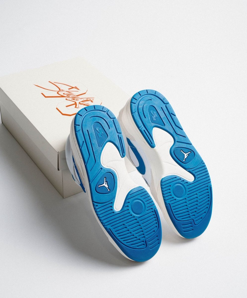 everysize_com's tweet photo. Nike Air Jordan Stadium 90 🤍💙
🛒 https://t.co/cbWX36Xipy
📸 afewstore
#nike #air #airjordan #jordan #stadium #swoosh #sneaker #nicekicks #everysize https://t.co/bXitzeLscQ