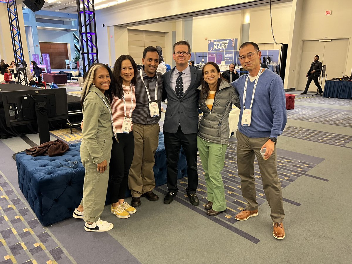 LPCH @StanfordChild mini-reunion of former @StanfordPeds residents (circa 1998-2003). Always fun to see old friends and colleagues from @stanfordpedsres while in DC at #AAP23!