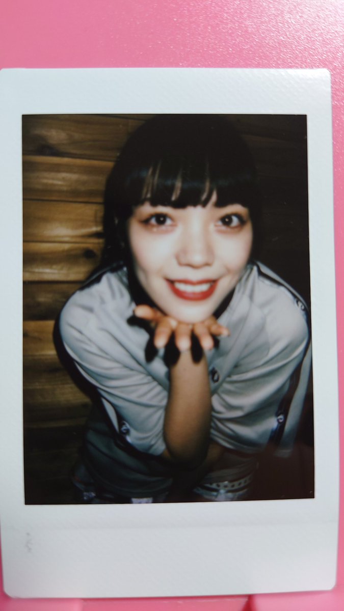 chibisuke34's tweet photo. 10/21(土)BITFES ～Halloween～
@新宿SAMURAI
にて、トランジールのランチェキを買いました❗３枚買って、メンバー３人出ました✨👍
#イノリエマ
#ナントカナン
#メジルシキイロ
#トランジール
#BITFES
#ハロウィン https://t.co/Cug4EvrwAI