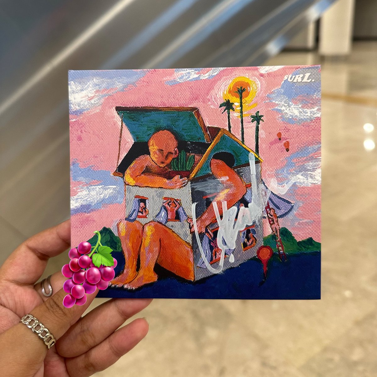 yeolmae9's tweet image. I GOT LEE HANBIN SIGN ON MY I KNOW EP ALBUM 😭
THANK YOU @SURLofficial 🥹💕

231022 SURL @ ROUND FESTIVAL

#ROUND2023 #ROUNDfestival #SURL #설 #kband