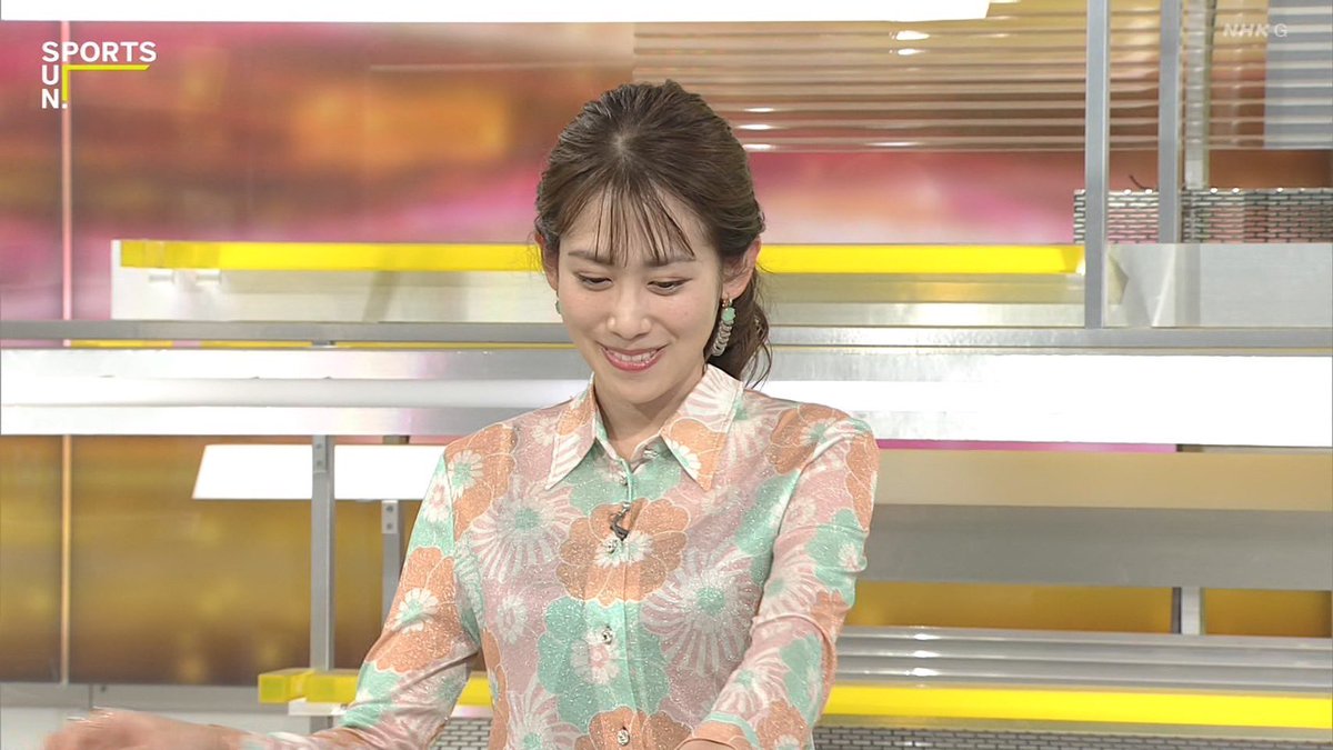 vote_her5's tweet photo. 先週の中川アナ！

#中川安奈 #中川アナ #アナウンサー #女子アナ #NHK #サンデースポーツ #あんなこんな https://t.co/FwXokQ4Nlt