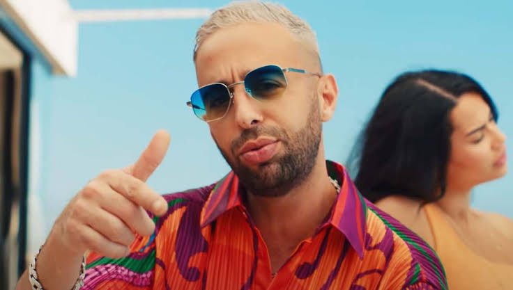 midiminuit__'s tweet image. À leur prime, qui est le meilleur rappeur parmi ces 4 ? 

▫️ NISKA
▫️ NAPS
▫️ MAES
▫️ PLK