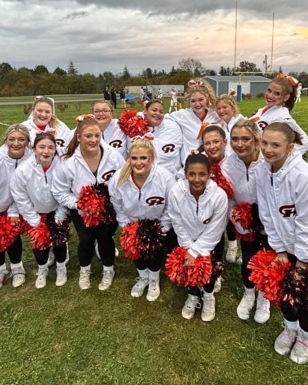 Shout out to these beautiful ladies from Raceland High School. 🧡