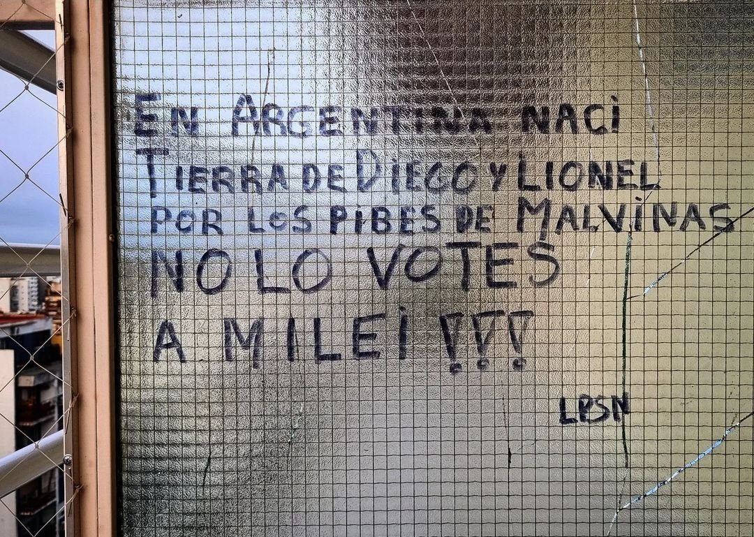 Por los pibes de Malvinas, no votes a Milei.