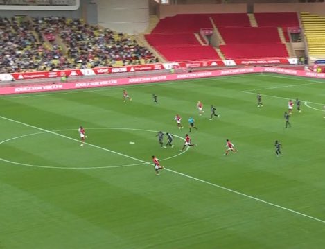 MercatoPlein's tweet image. STATS 📊 Le but de Lamine Camara a été marqué à une distance de 216 MÈTRES !! 🤯

C’est tout simplement un RECORD en Ligue 1 ! 💎🏆

(Source : HDMI3)

#ASMFCM #camara