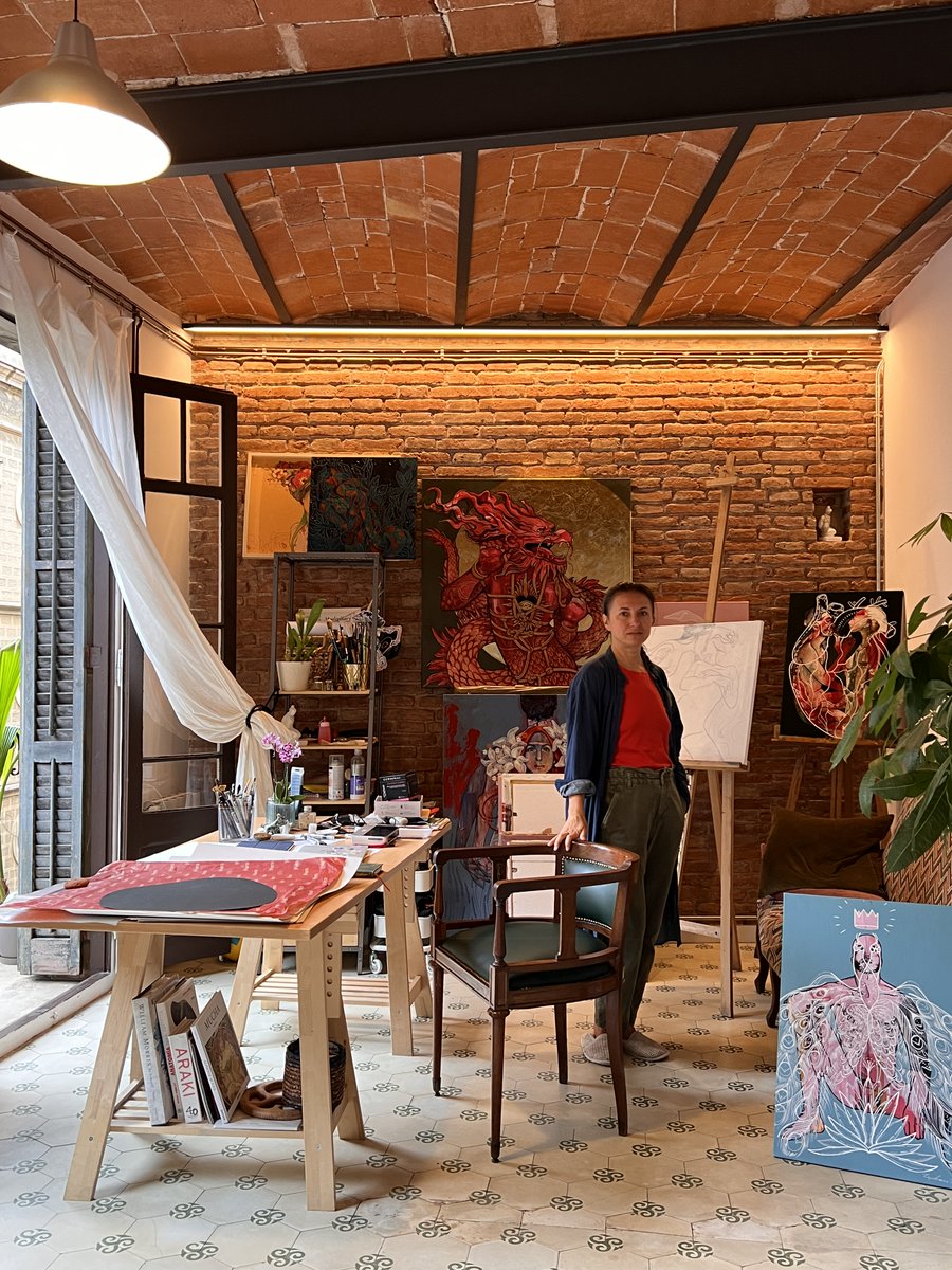 CherevanArt's tweet photo. I live in Spain. So this is temporary housing, and what in our life is not temporary?
I am not yet ready for personal exhibitions here, but I continue to learn and look for new things.
I am sincerely grateful to every collector who buys my art for their support and faith. https://t.co/ociucBxUWy