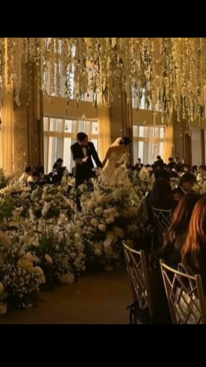 xiudou__'s tweet photo. in any way and in everything you do congratulations uri jongdae WE ARE ONE 💍🥺🤍 https://t.co/1v4YSsLcyF