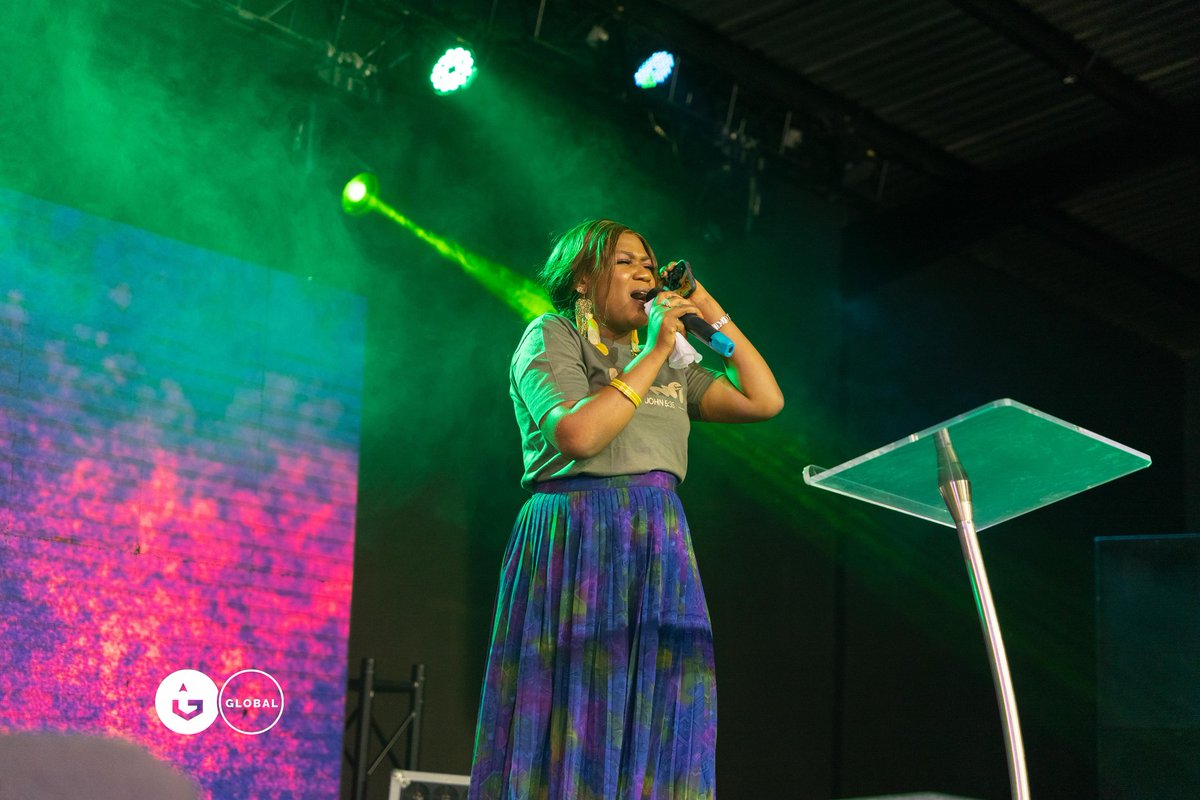 gloryzoneglobal's tweet photo. The snare is broken and I have escaped as a bird that escapes the prey of the Fowler 
He has delivered me 
It's my season of joy and prosperity

I ariseeee and illuminate the world!!!
#HelloFreedom https://t.co/z2JIcsKiwC