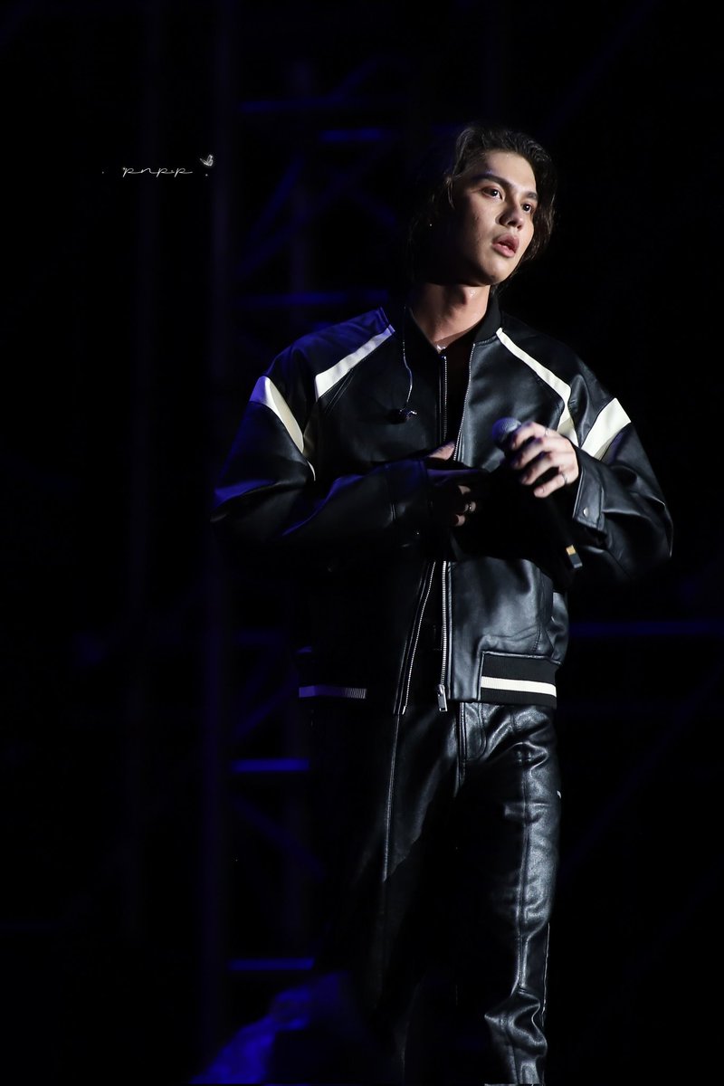 pang_naruetip's tweet photo. เป็นอีกวันที่โคดภูมิใจในตัวไบร์ทเลย ดีใจที่ได้มาสร้างอีกความทรงจำด้วยกัยนะ

BRIGHT X OCTOPOP
#OCTOPOP2023xBright
#OCTOPOP2023 
#bbrightvc https://t.co/5VnCVmqFCw
