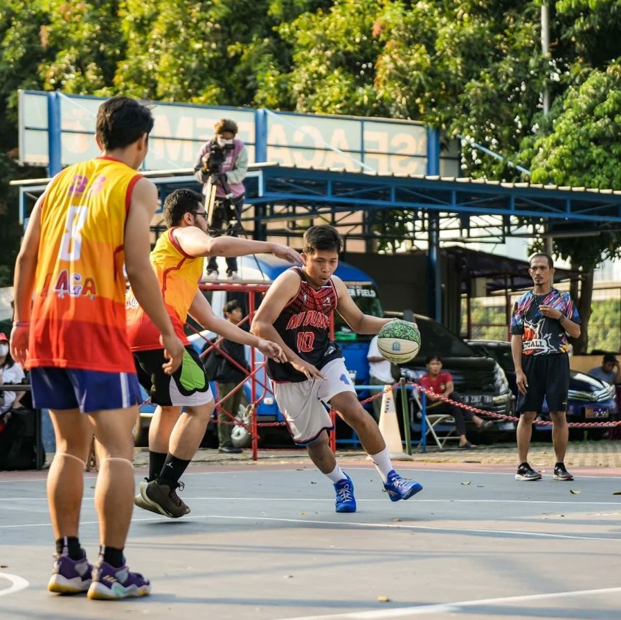 MI_Dunk_'s tweet photo. @MilanistiOrId @MI_Giacarta Congrats MI Dunk @MilanistiOrId #Basketball kejutan melaju ke Final MoedaRia #3X3 👏

Prestasi membanggakan meski harus puas menjadi Runner Up, setelah berjuang lolos dari babak grup &amp; Semi final🥈 #MilanistiIndonesia #SempreMilan

https://t.co/ZuWgIkdj3U

https://t.co/GM7i2yekOx https://t.co/ImulKK923p