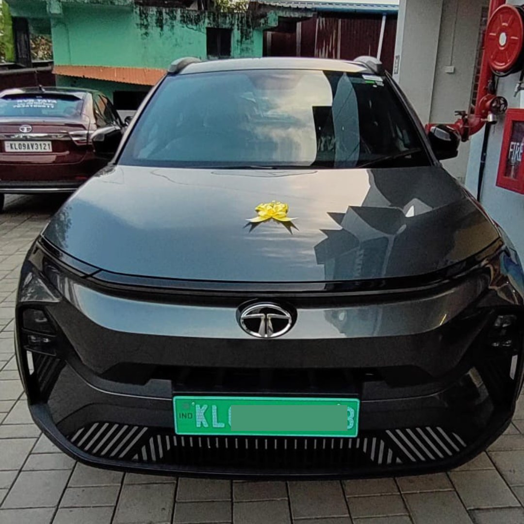 riodlogic's tweet photo. ⚡️ Unveiling our newest addition, the Tata Nexon EV! ⚡️ 

Paving the way towards a sustainable tomorrow. 

#TataNexon #RIOD #NewCar https://t.co/0utP0TrS2R