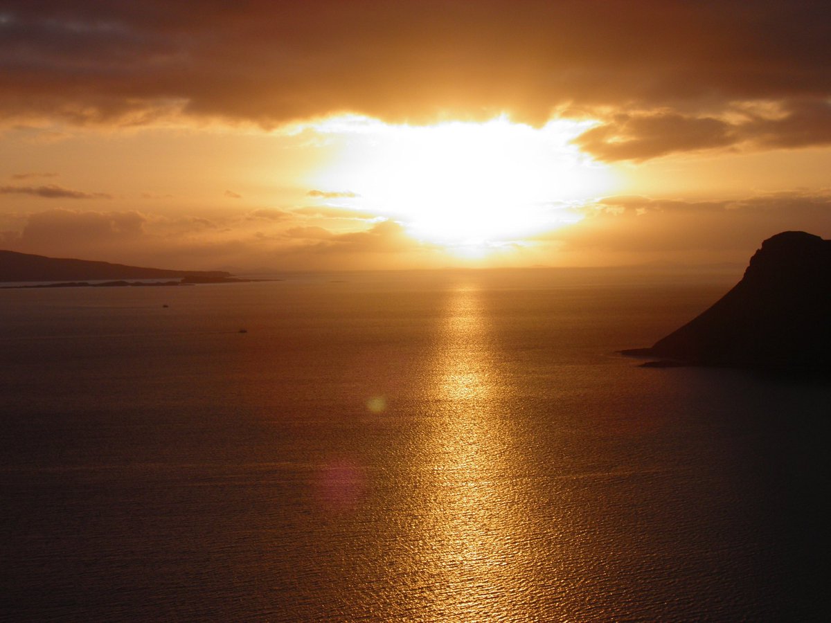 Grove Chapel tweet media