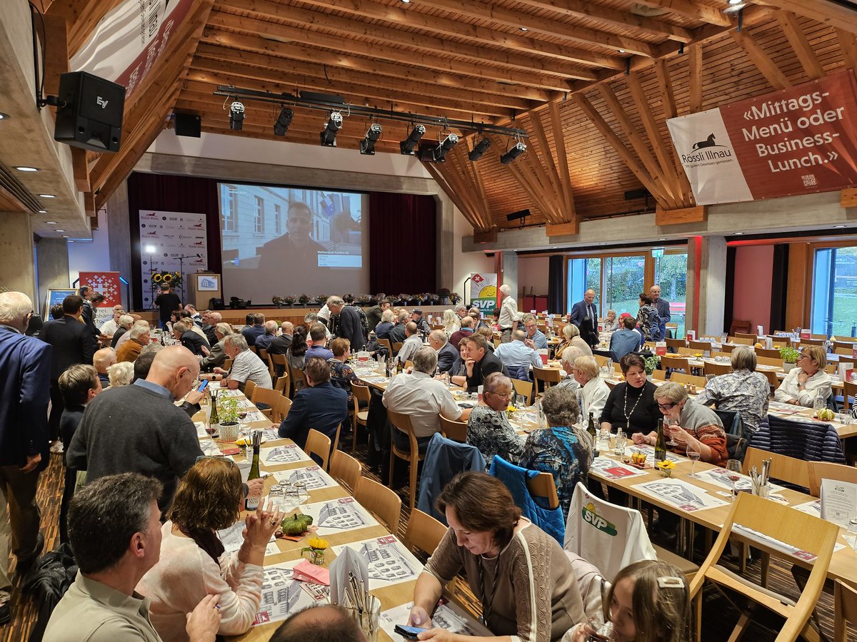 Gute Stimmung bei der <a href="/svpzh/">SVP Kanton Zürich</a>