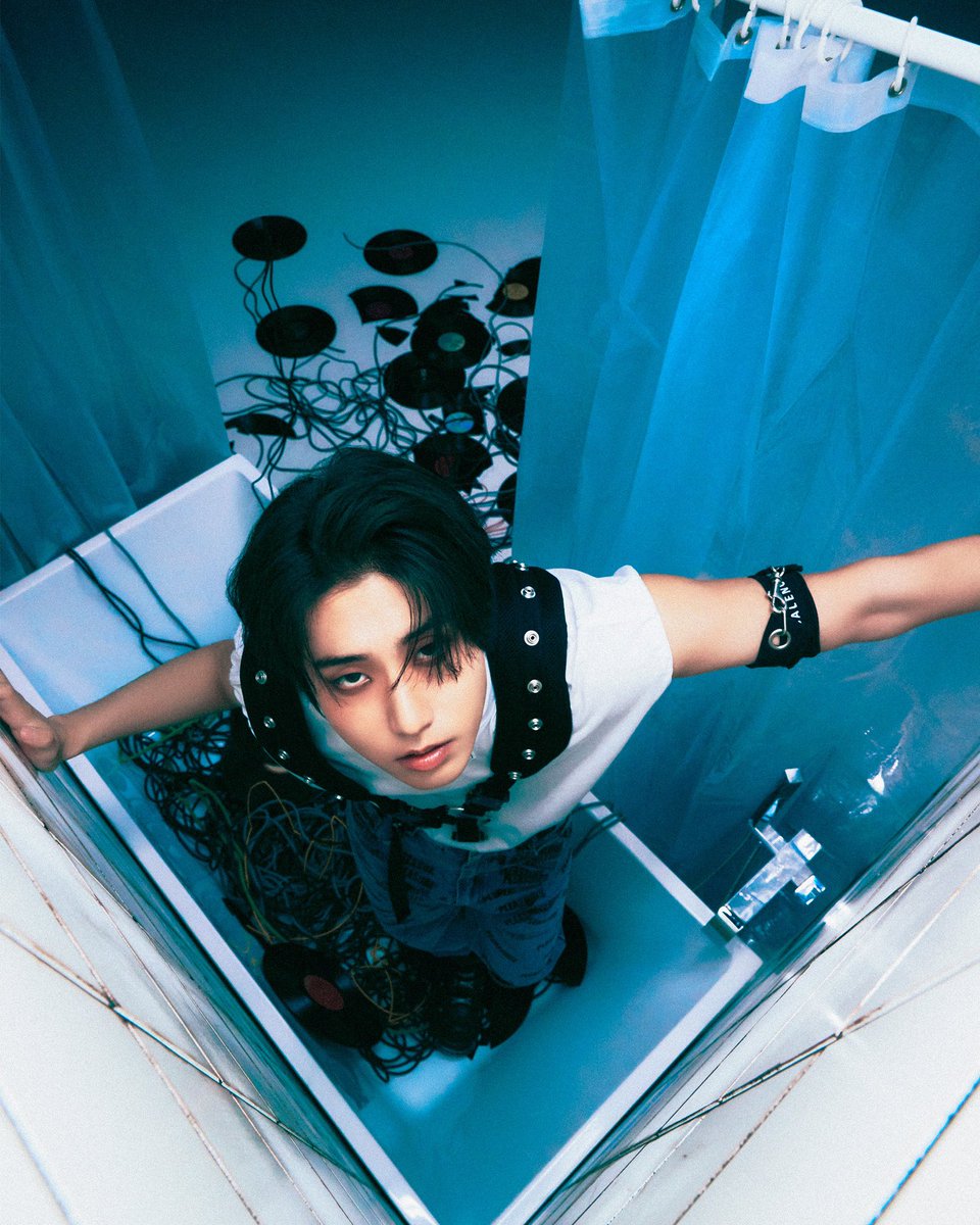 HAN para el primer concepto del comeback! 🔥

#ハン #HAN #樂_STAR