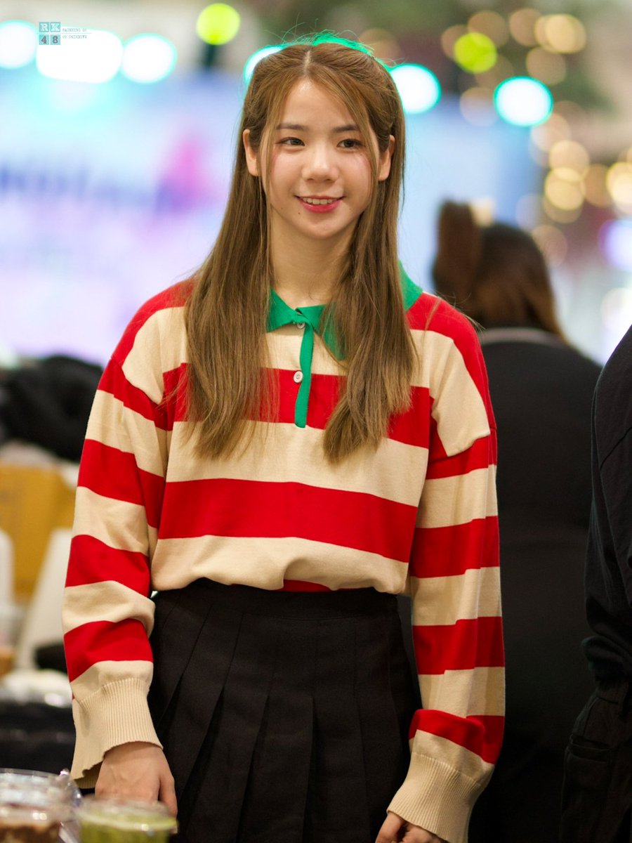 RKhing48's tweet photo. Fame BNK48
#FameBNK48​ #BNK48​ #RaiKhing48 https://t.co/To7tbh5Sxr