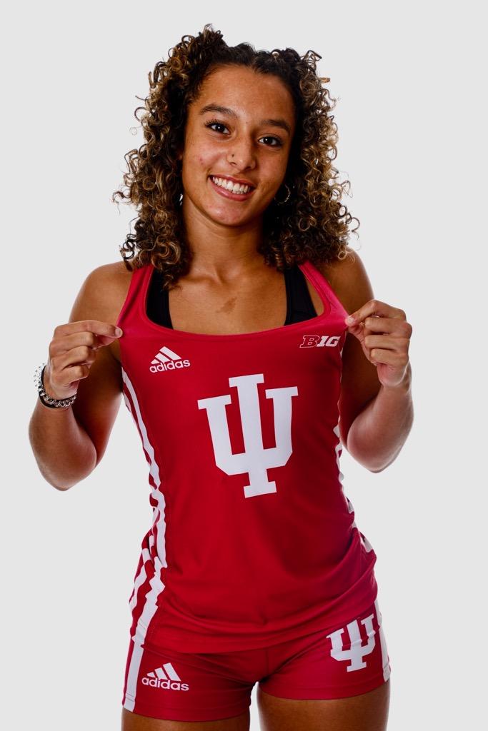 lyric_steele's tweet photo. Thank you to Coach Beathea, @CoachValBrown, and Coach Bye for having me on an amazing visit! I loved getting to know @IndianaXCTF 
#officialvisit #GoHoosiers #IU https://t.co/OHI0pRVFZe