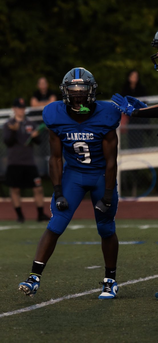 BryantShack_'s tweet photo. Regular season stats:
~62 tackles 
~11 TFL 
~3 interceptions (1 pick 6)
~4 forced fumbles
~3 sacks
~3 PBU
~2 rushing touchdowns 
@CoachVphillips @PrepRedzoneMI 
@MIexposure https://t.co/hzXEeerO22