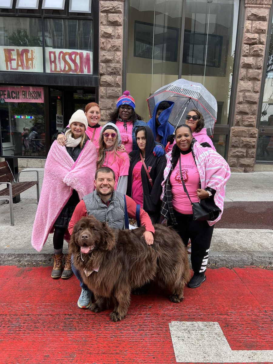 Despite rain and cold, FLS represented at the Breast Cancer Walk #oneRCSD #FLSpride <a href="/RCSDNYS/">Rochester City School District</a>