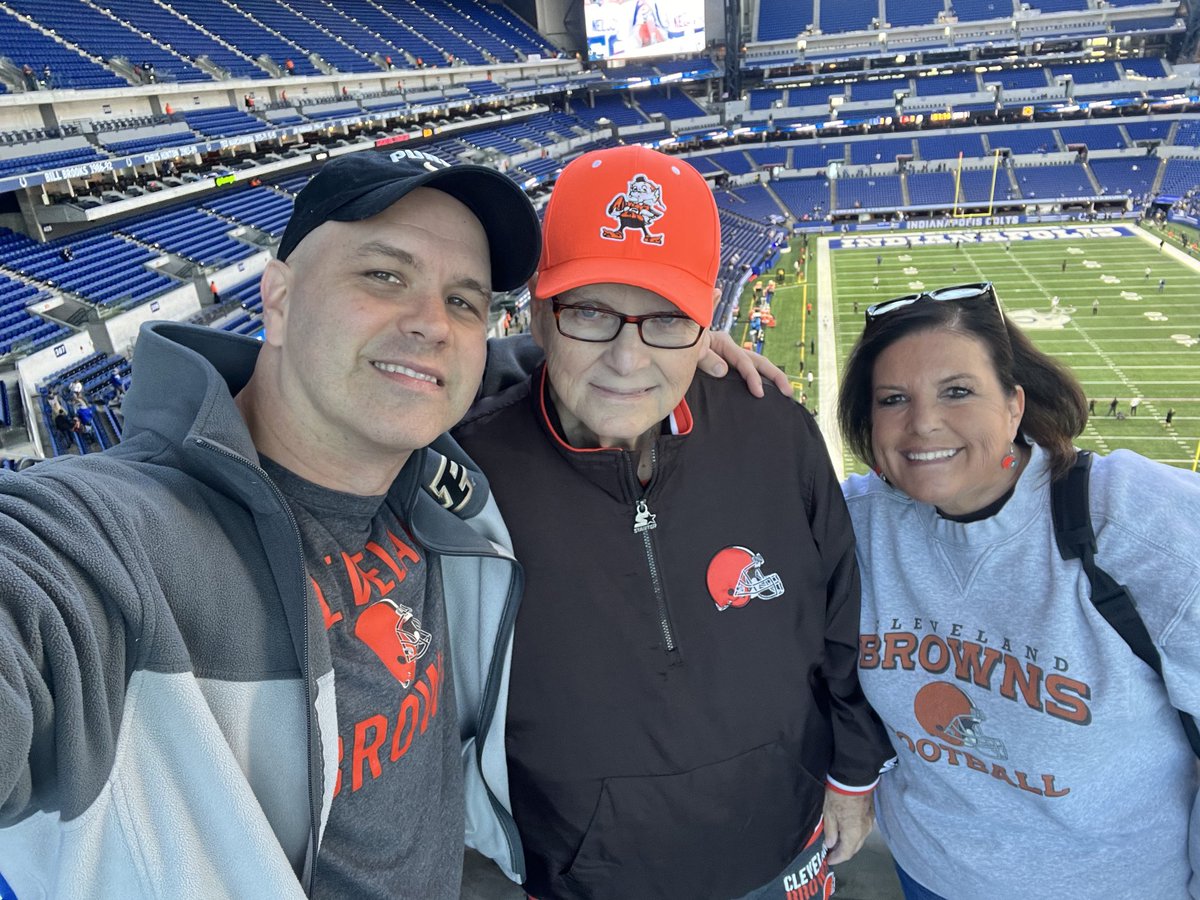 kosar1988's tweet photo. Go Browns! #CLEvsIND https://t.co/tgjc759qy2