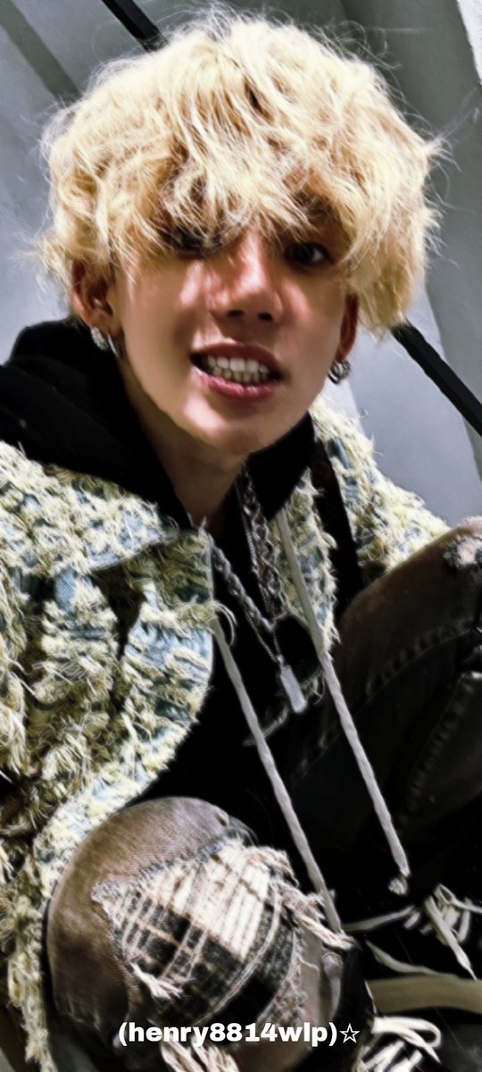 Henry8814wlp's tweet photo. Wallpaper hyunsuk #HYUNSUK #TREASURE #wallpaper #tmaker #teume ( meu pinterest https://t.co/U9fKbxsD1e ☆🍒) https://t.co/y9LeHZfIvl