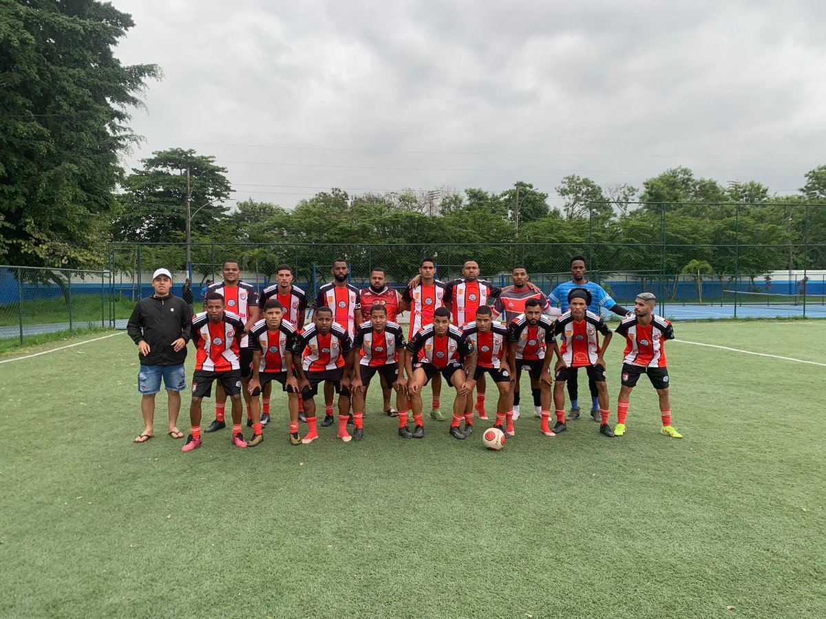 NovidadeFC20's tweet photo. LEGIÃO DO RATÃO 🔴⚪️

Vamo ❤️🤍👊🏻 https://t.co/mp8WSHfipz