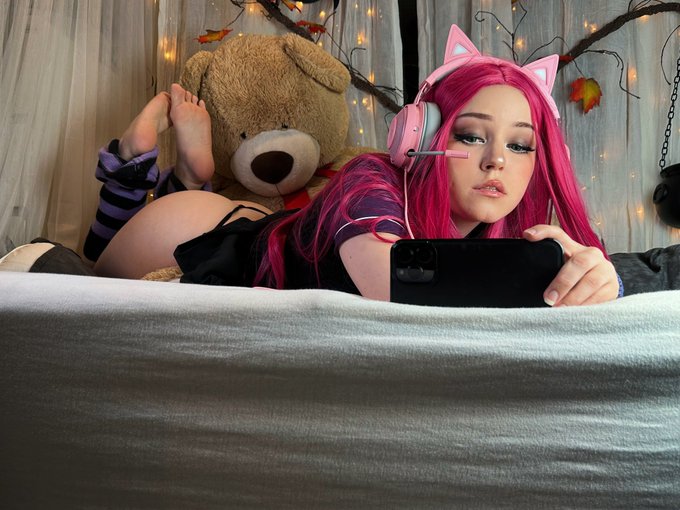 Eeny, meeny, miny, burn! 🔥🧸 https://t.co/KTUKuZjUEU