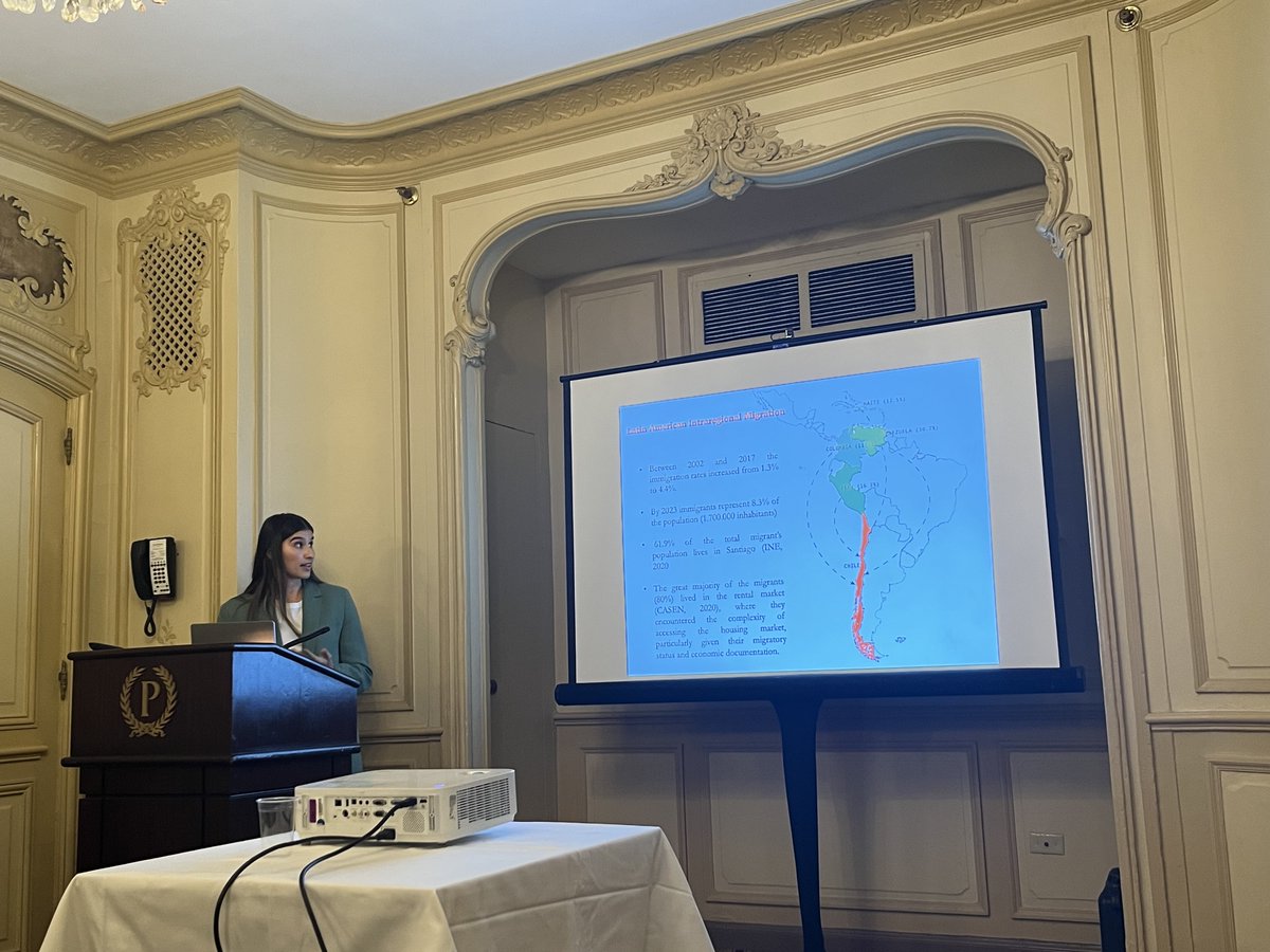 These three days in Chicago attending <a href="/The_ACSP/">The ACSP</a>  were amazing. It was great to connect with many colleagues and to share my work on migrant's experience accessing the informal rental market in Santiago, Chile. See you next year in Seattle!