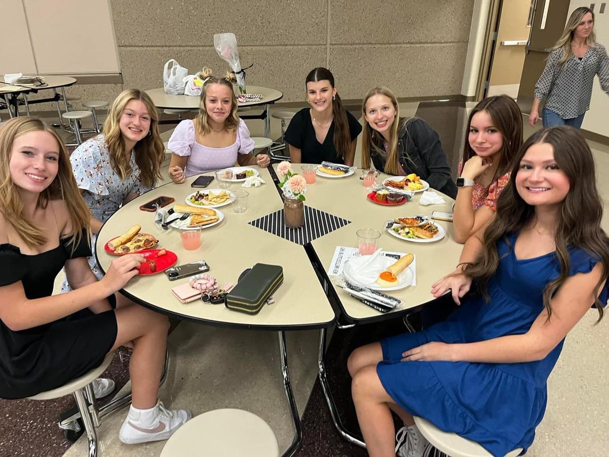 AHS Hawkette XC tweet media