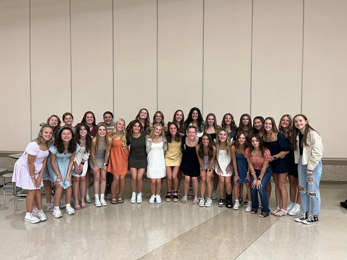 AHS Hawkette XC tweet media