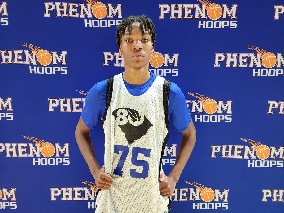 2025 6'8 Brian Sumpter (Keenan) continuing to make strides with his game and development. Love his motor and impact on the court, always looking to make plays on either end. #SCTop80 #PhenomHoops